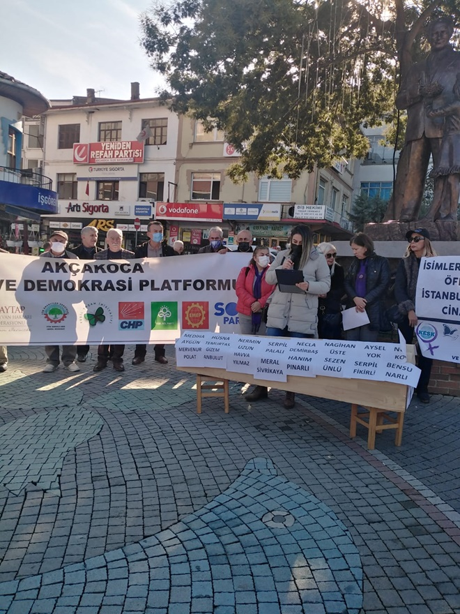 Akçakoca'da kadına şiddete karşı dayanışma günü