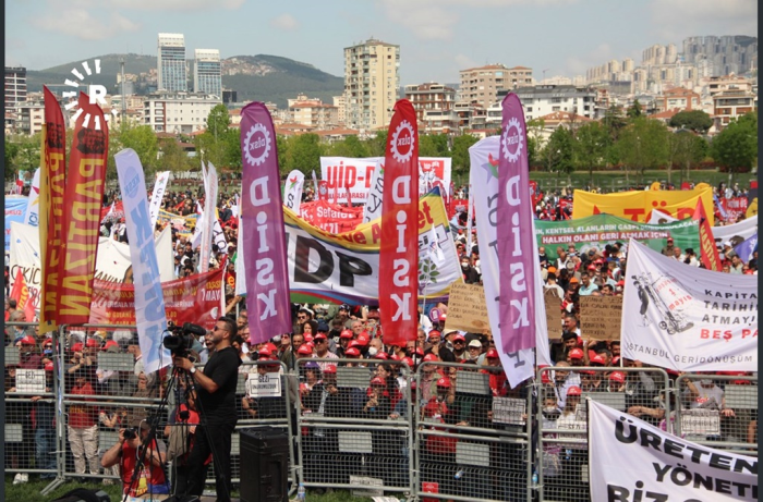 İstanbul Maltepe'de 1 Mayıs binlerce kişinin katılımı ile kutlandı