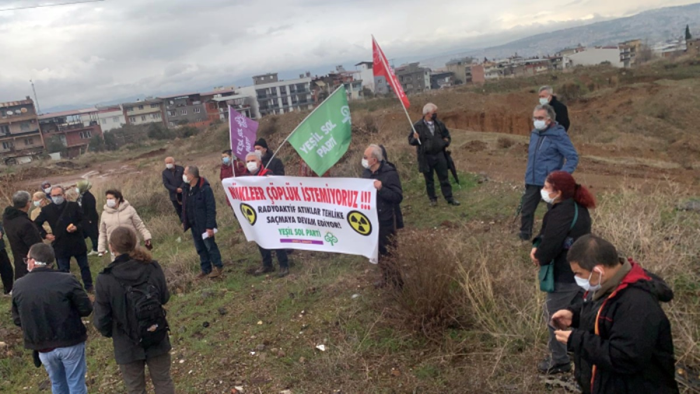 Yeşil Sol Parti İzmir İl Örgütü Gaziemir'de bulunan radyoaktif atık hakkında uyarıda bulundu