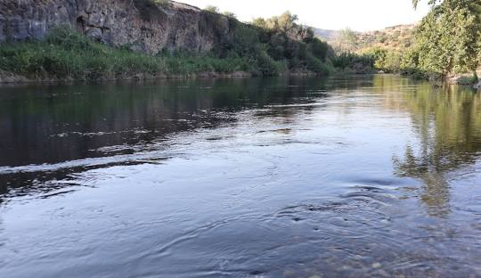 Gediz Nehri alarm veriyor