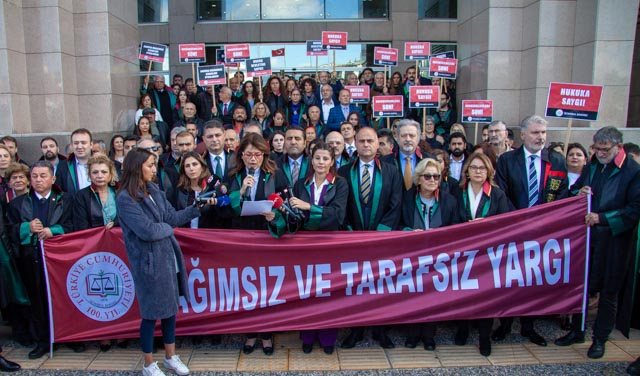 İstanbul Baro'sından Yargıtay'ın Anayasa'yı tanımamasına tepki