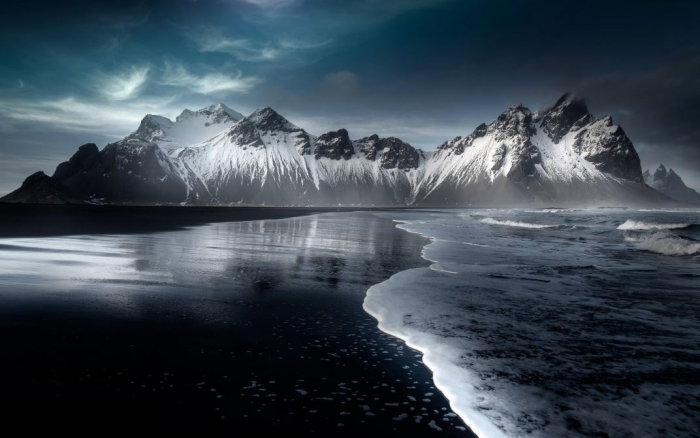 İzlanda'da rekor sıcaklıklar yaşanırken gelecekte buzlar altında kalma tehlikesi