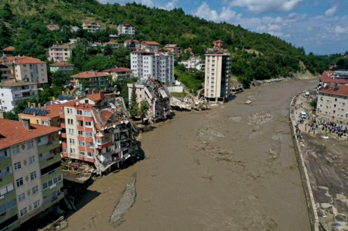 Karadeniz'deki sel felaketinin bilançosu artıyor